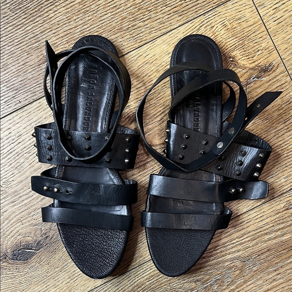 Freda Salvador Black Leather Strappy Sandals w/Spike Detail Size 10